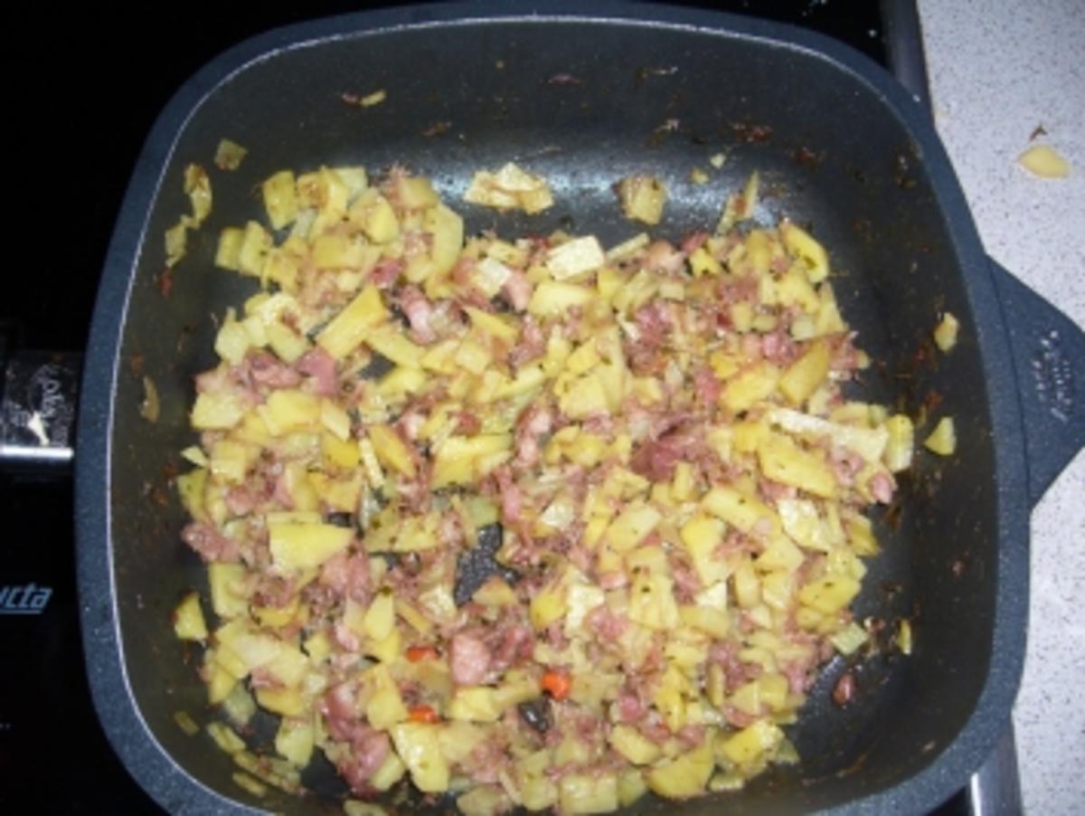 Hauptspeise: Kartoffeln mit Sulzfleisch - Rezept - Bild Nr. 3