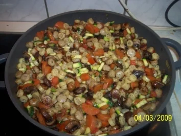 Nudel-Bratwurst-Pfanne - Rezept