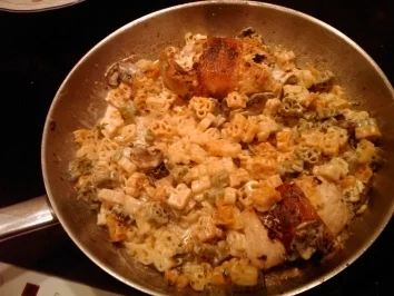 Putenbrust-Rolladen mit Frischkäse und Kräuter füllung - Rezept - Bild Nr. 5