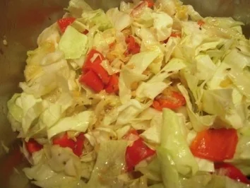 Spitzkohl vereint sich mit Spitzpaprika - Rezept