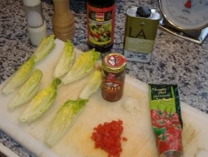 Salatherzen mit Paprikavinaigrette andalusischer Art - Rezept