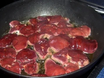 Rezept: Geflügelleber in Rotweinsauce Bild Nr. 3 Geflügelleber in Rotweinsauce - Rezept - Bild Nr. 3