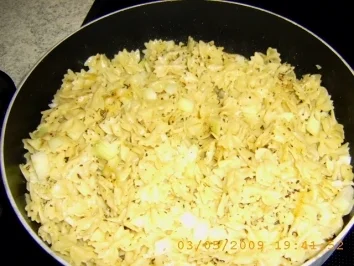 Beste Reste - Nudelgericht mit Feta und Tomaten - Rezept