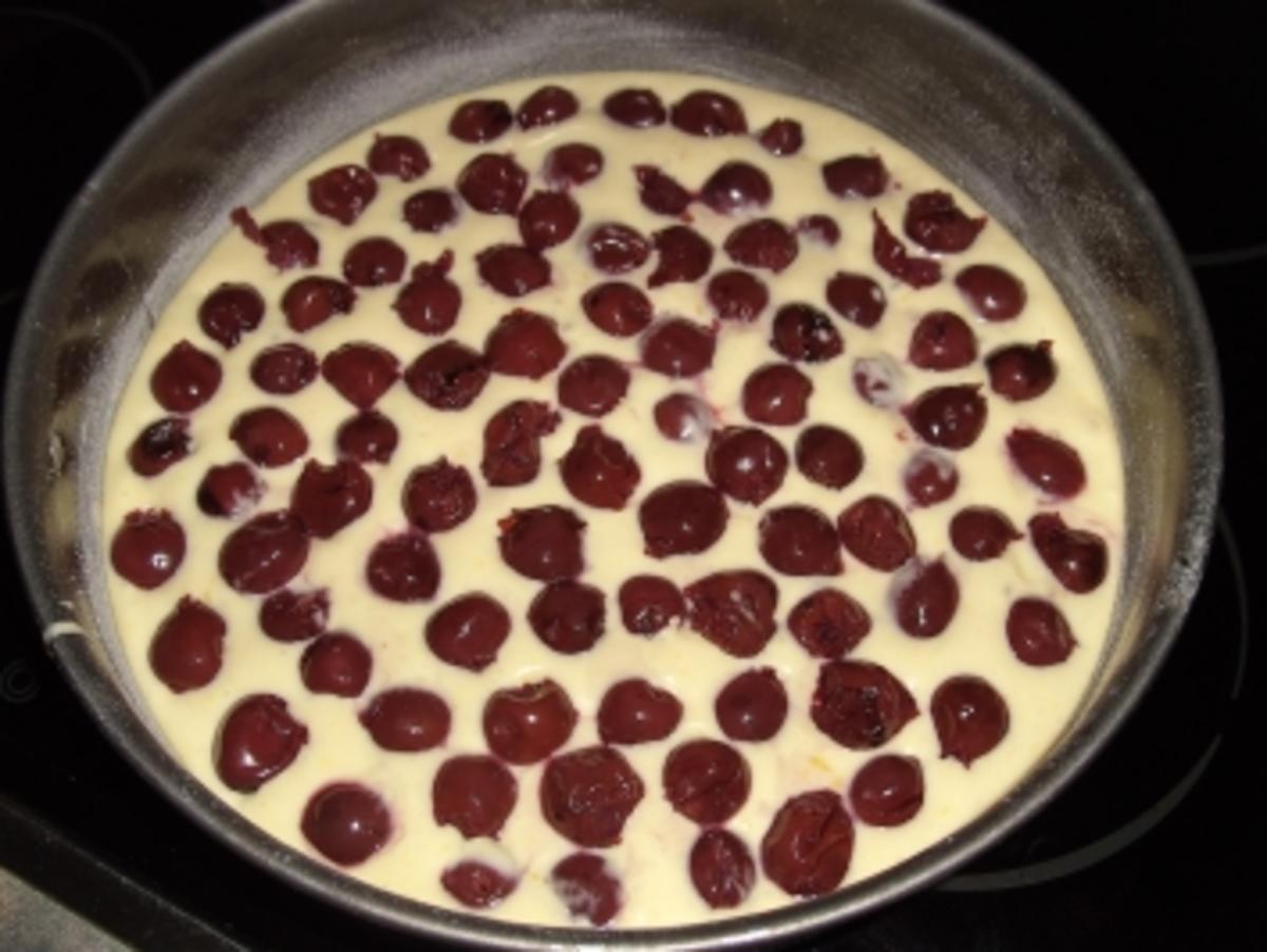 Kirschkuchen mit Creme fraiche-Guß - Rezept - Bild Nr. 6