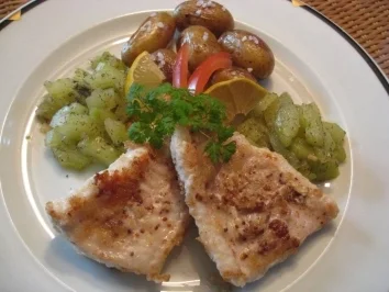 Heilbuttsteak   " Roti " mit Gurkengemüse und gebräunten Drillingen - Rezept