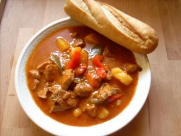 Bagracsgulyas - Kesselgulasch - Rezept