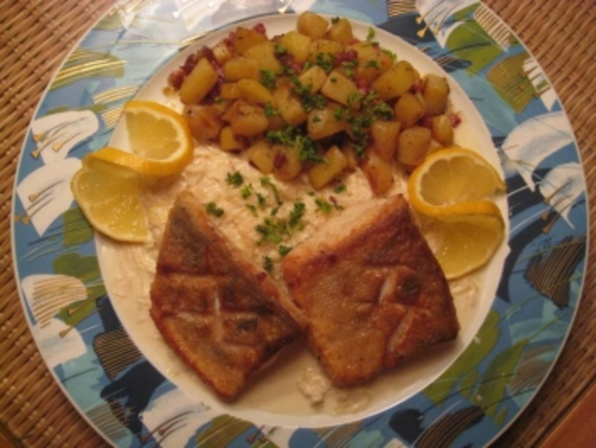 Auf der Haut gebratenes Zanderfilet  mit Rahmsauerkraut und  Elsässer-Kartoffeln - Rezept