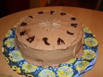 Rezept: Aprikosen - Schokosahne - Torte Aprikosen - Schokosahne - Torte - Rezept