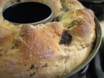 Kuchen: Mohn-Nuss-Apfel-Kranz - Rezept