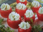 gefüllte Tomaten mit Frischkäsefüllung - Rezept