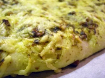 Bärlauchpesto-Pizza-Brot - Rezept
