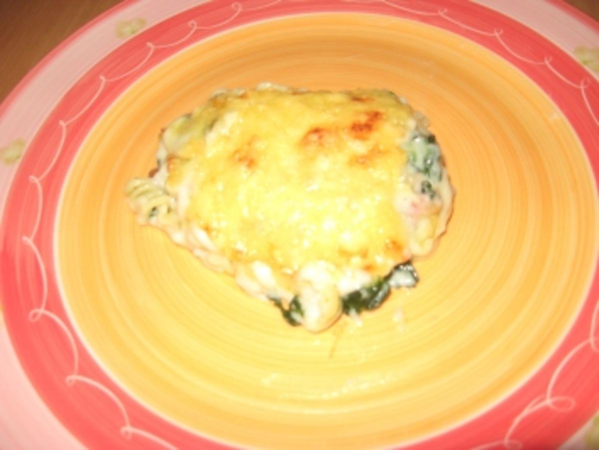 Bilder für Nudel-Blattspinat-Gratin - Rezept