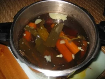 Gekochtes Ochsenfleisch mit Meerettichsauce  ein schönes Sonntagsessen - Rezept