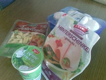 Rezept: Tortellinisalat Bild Nr. 2 Tortellinisalat - Rezept - Bild Nr. 2