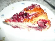 Rezept: Rosenkuchen mit Kirschen Rosenkuchen mit Kirschen - Rezept