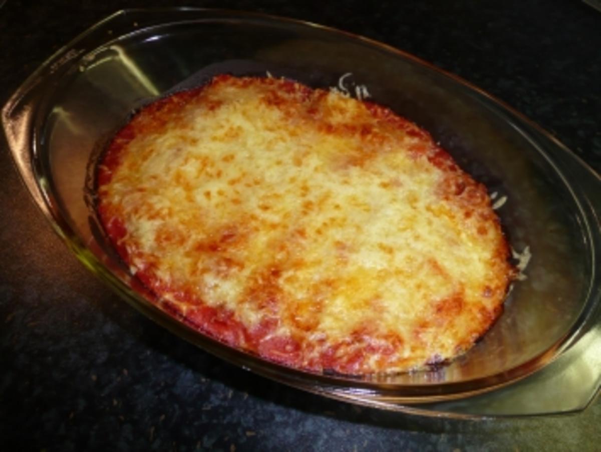 Bilder für Cannelloni gefüllt mit Gemüse und Hack - Rezept