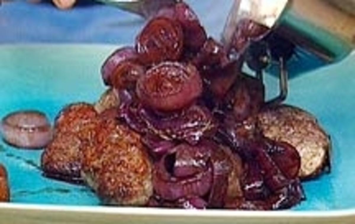Schweinefilet mit roten Zwiebeln - Rezept - kochbar.de