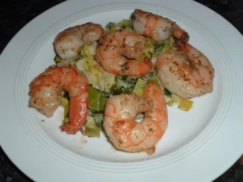 Rezept: ***Garnelen auf Lauchbett*** ***Garnelen auf Lauchbett*** - Rezept