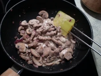 Geschnetzeltes mit Champignons - Rezept - Bild Nr. 5