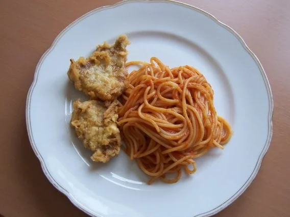 Schweinelendchen im Käsemantel mit tomatisierten Spaghetti - Rezept