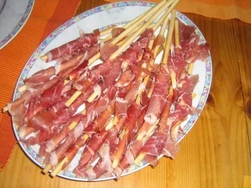 Grissini umwickelt - Rezept - Bild Nr. 3