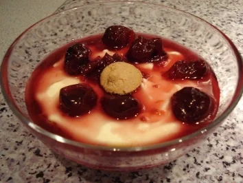 Amaretto-Amarena-Creme - Rezept
