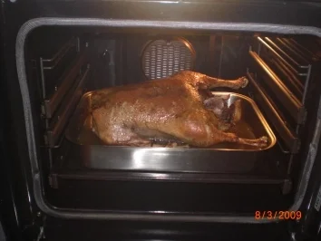 Rezept: Gans mit klarer Soße Bild Nr. 2 Gans mit klarer Soße - Rezept - Bild Nr. 2