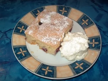 Blechkuchen mit Sauerkirschen - Rezept