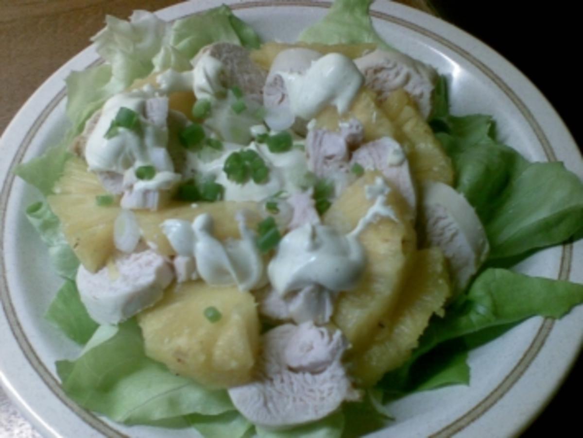 Bilder für Ananas-Geflügel-Salat - Rezept