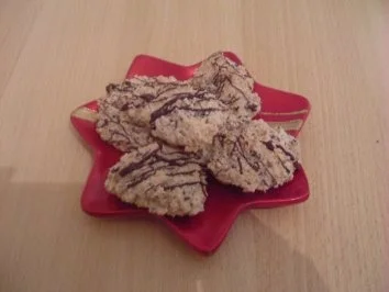 PLÄTZCHEN: STRACCIATELLA-HÄUFCHEN - Rezept