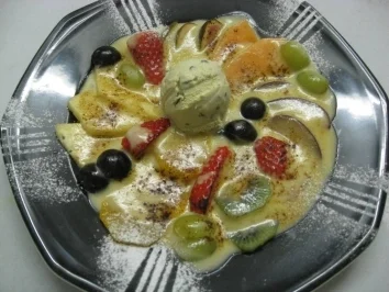 Überbackener FRÜCHTETELLER mit Prosecco - Sabajone  &  Pistazieneiscreme - Rezept