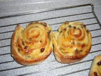 Rezept: Rosinenschnecken mit Vanillepudding Rosinenschnecken mit Vanillepudding - Rezept