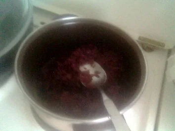 Silkes Sauerbraten in Rotweinsoße mit Kartoffelklöße und Apfelrotkohl - Rezept