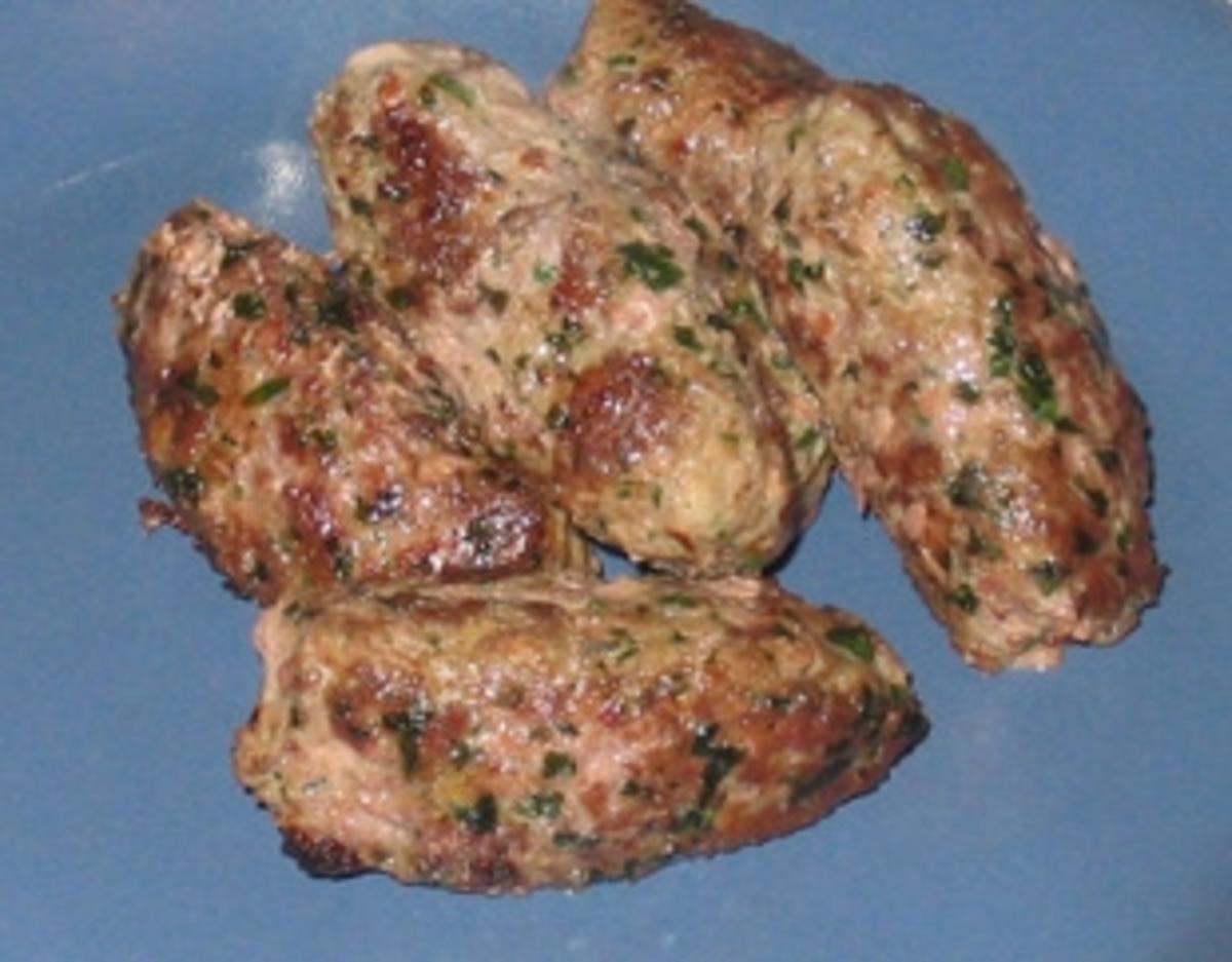 Cevapcici ( Jugoslawische Grillwürstchen ) - Rezept