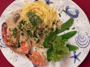 Hummerkrabben in Champagner-Morchelrahm mit Bandnudeln - Rezept