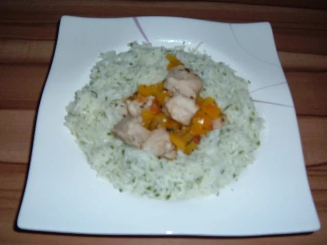 Fisch  :Fischgulasch mit Kräuterreis - Rezept