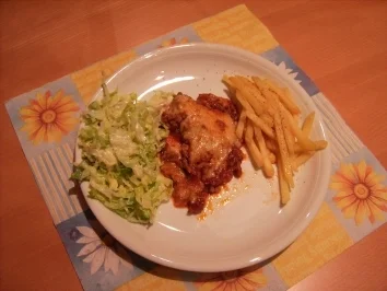 Rezept: Schnitzel mit Gehacktes-Soße Schnitzel mit Gehacktes-Soße - Rezept