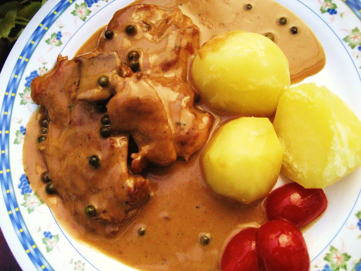 Rezept: Lendchen in Pfefferrahm-Soße Bild Nr. 5127 Lendchen in Pfefferrahm-Soße - Rezept - Bild Nr. 5127