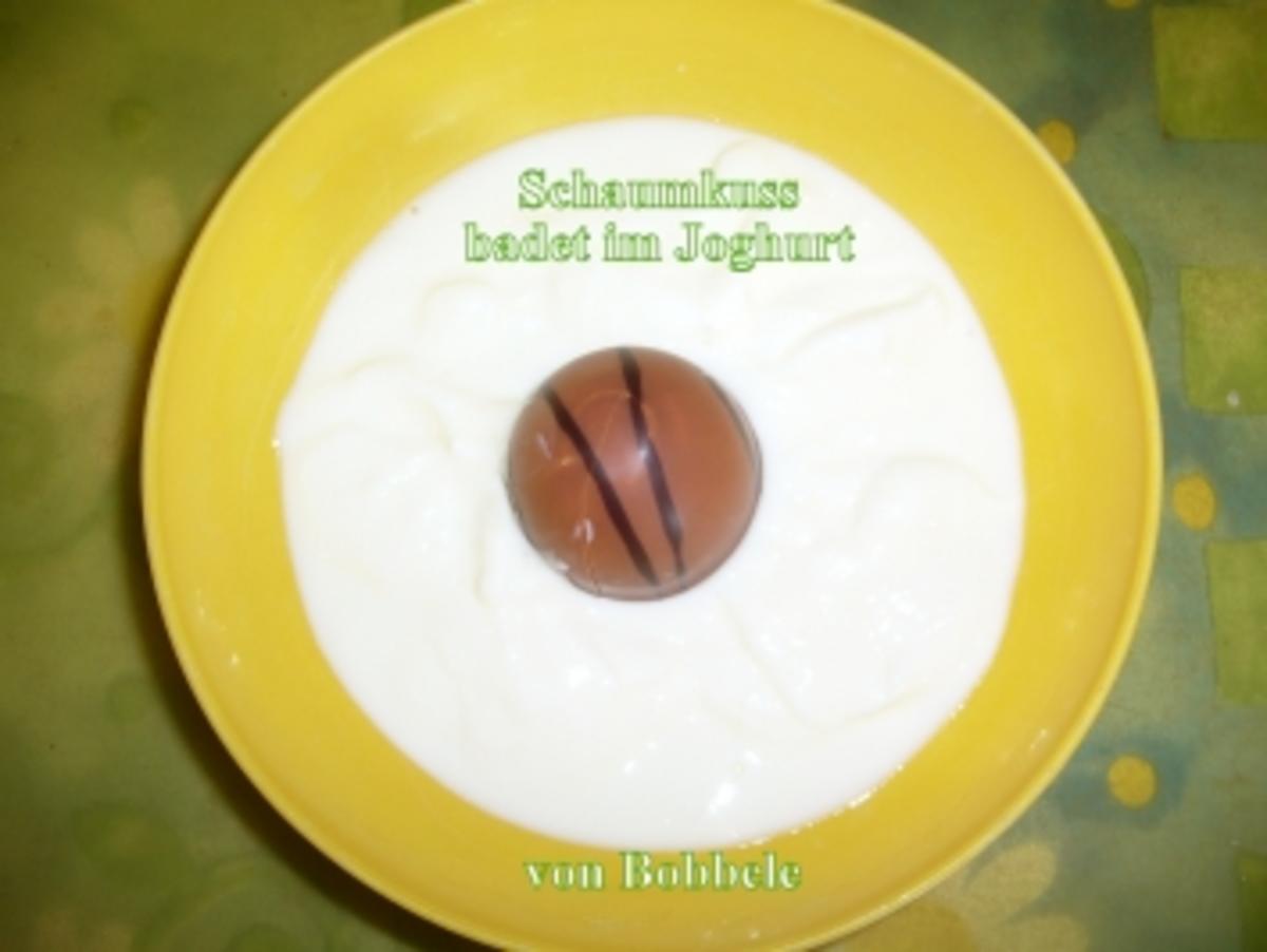 Zwischenmahlzeit: Schaumkuss badet im Joghurt - Rezept