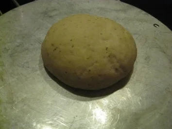 Rezept: Pizza auf MEINE ART 2 Stück / saftig Pizza auf MEINE ART 2 Stück / saftig - Rezept