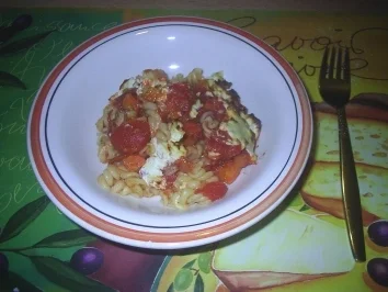 Rezept: Auflauf - Nudelauflauf mit Tomatensoße Auflauf - Nudelauflauf mit Tomatensoße - Rezept