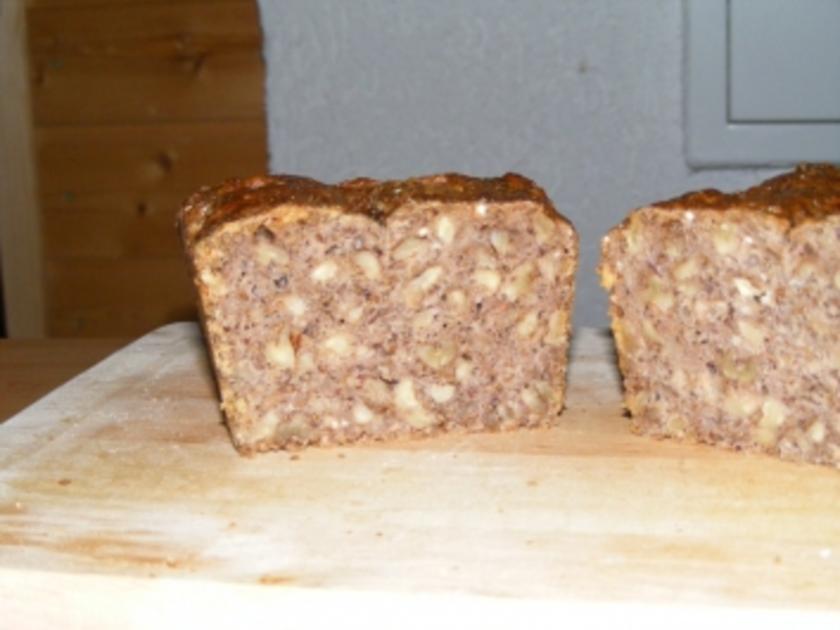 Walnuss-Vollkornbrot - Rezept mit Bild - kochbar.de