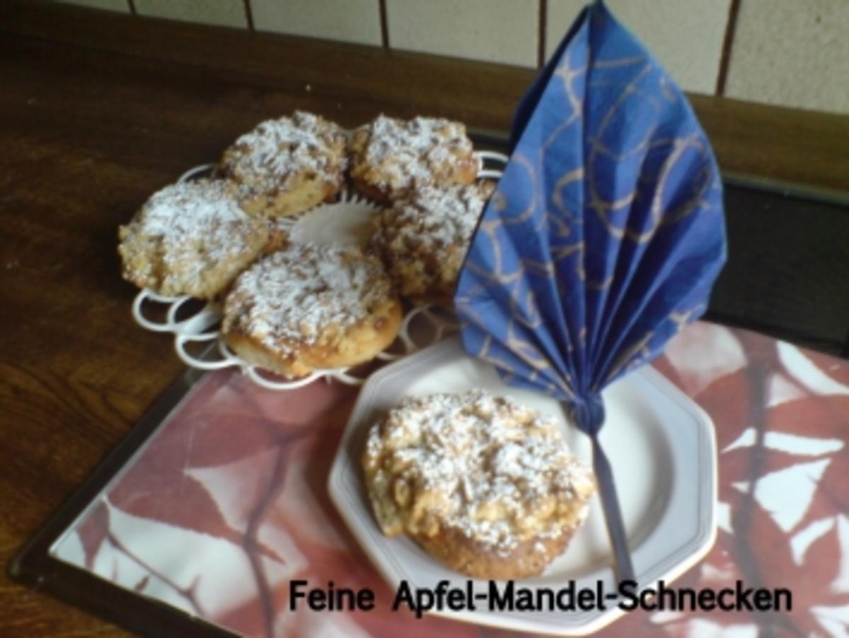 Kuchen  Feine Apfel-Mandel-Schnecken - Rezept