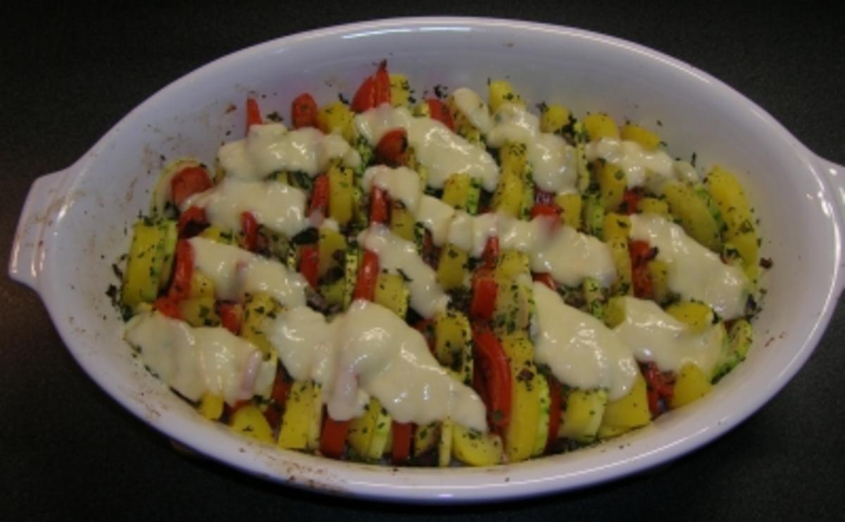 Kartoffel-Zucchini-Gratin mit Tomaten - Rezept - Bild Nr. 3