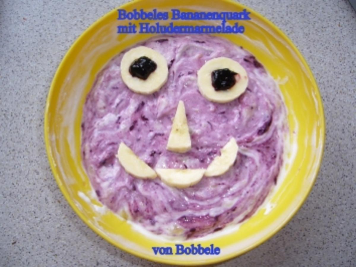 Bilder für Zwischengericht: Bobbeles Bananenquark mit Holundermarmelade - Rezept