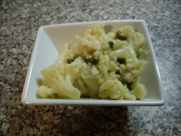 Rezept: Blumenkohl mit Marinade aus Kapern Blumenkohl mit Marinade aus Kapern - Rezept