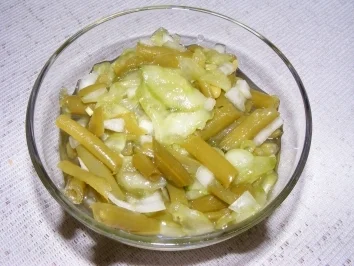 Rezept: Bohnen-Gurken-Salat Bild Nr. 2 Bohnen-Gurken-Salat - Rezept - Bild Nr. 2