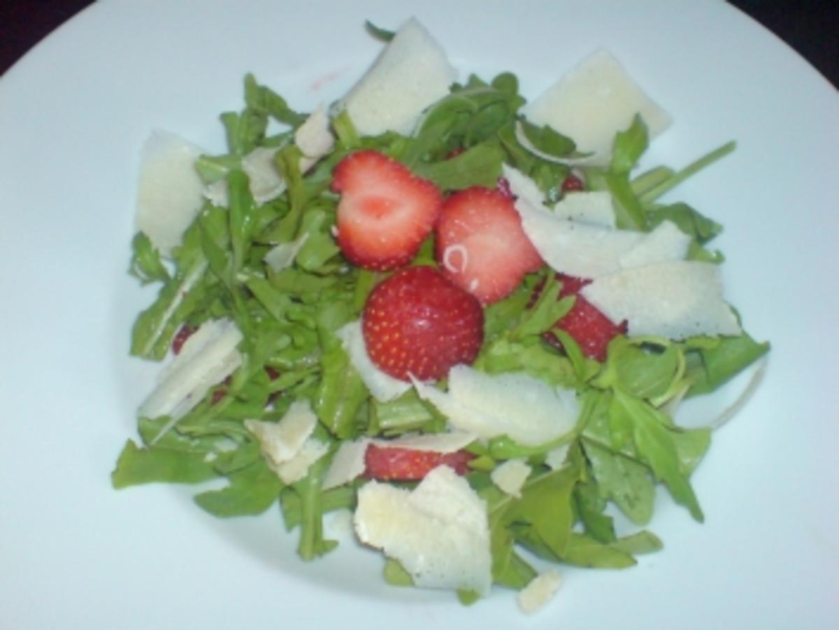 Rucola-Erdbeer-Salat - Rezept - Bild Nr. 3