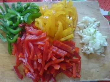 Rezept: Hähnchen-Reis-Pfanne Hähnchen-Reis-Pfanne - Rezept