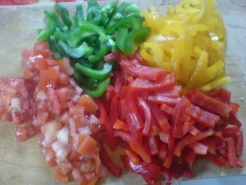 Rezept: Hähnchen-Reis-Pfanne Hähnchen-Reis-Pfanne - Rezept